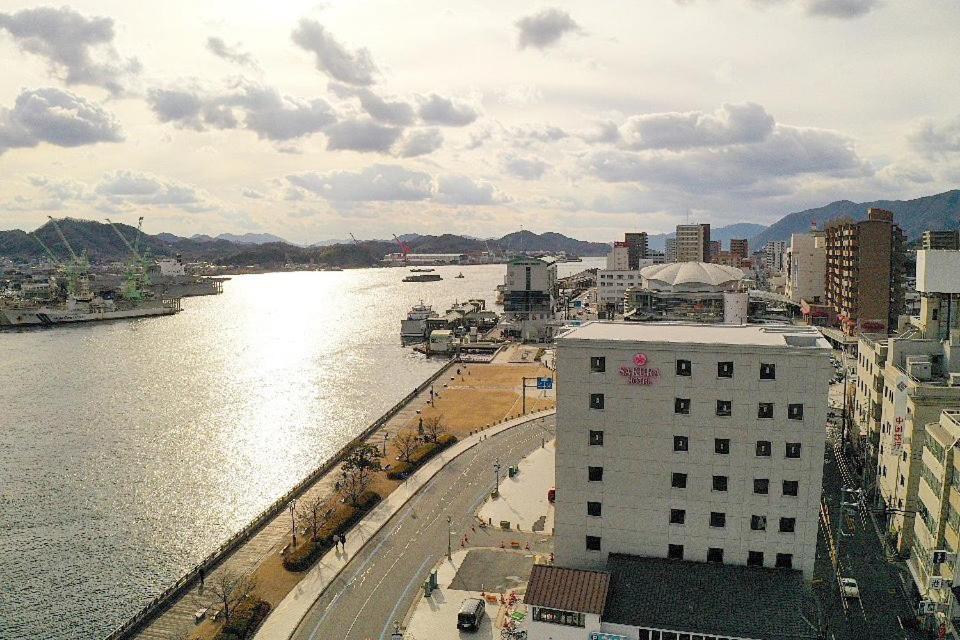 Sakura Hotel Onomichi Ekimae Exterior photo